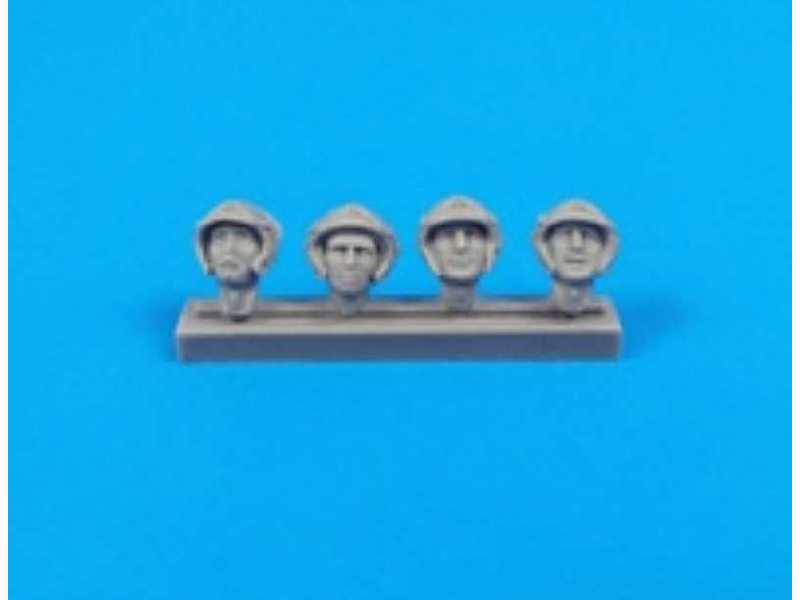 Universal Military Pilot Heads w/helmets (8 pcs) - image 1