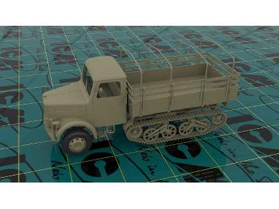 KHD S3000/SS M Maultier, WWII German Semi-Tracked Truck - image 2