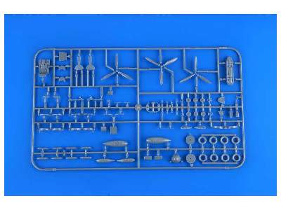 Bf 109F-4 1/48 - image 3