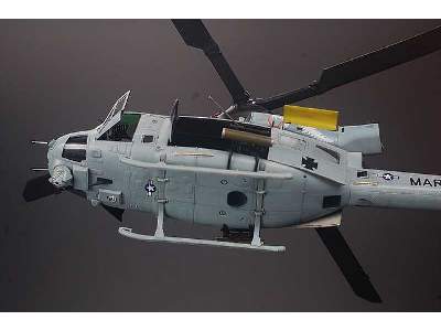 Bell UH-1Y Venom - Super Huey - image 7