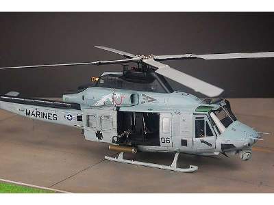 Bell UH-1Y Venom - Super Huey - image 19