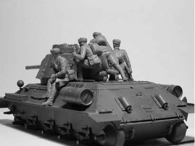 T-34-76 with Soviet Tank Riders - image 14