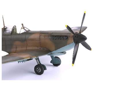 Spitfire Mk.IX - Czechoslovak pilots - Nasi se vraceji  - image 70