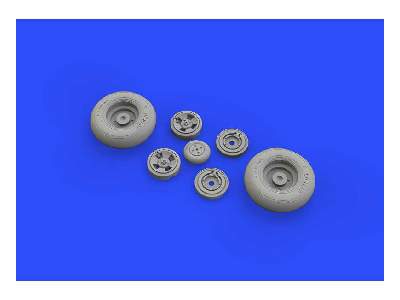 Spitfire Mk. IX wheels - 4 spoke 1/32 - Revell - image 9