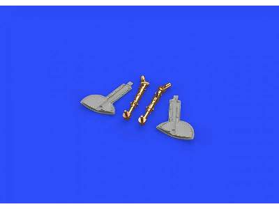 Spitfire Mk. IXc undercarriage legs BRONZE 1/32 - Revell - image 5