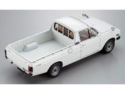 Nissan Sunny Truck Long Bed Deluxe - image 5