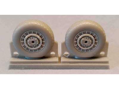 F4U Corsair/F6F Hellcat  Block Thread Wheels set - image 4