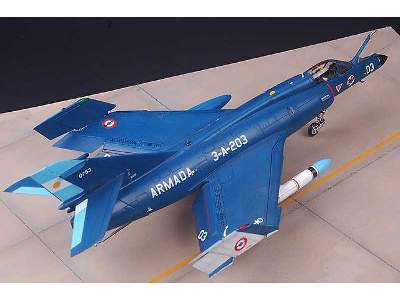 Dassault Super Etendard - image 13