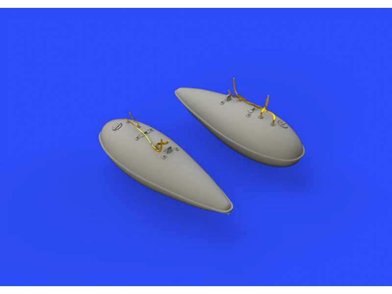 P-51D 75gal fuel tanks 1/48 - Airfix - image 1 P-51D 75gal fuel tanks 1/48 - Airfix - image 1