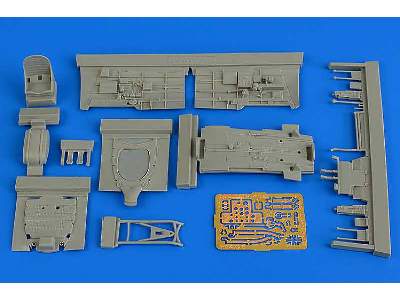 P-40B Warhawk cockpit set - Airfix - image 1