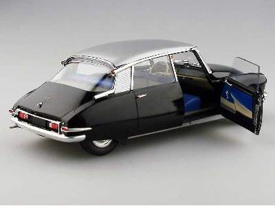 Citroen DS19 - image 5