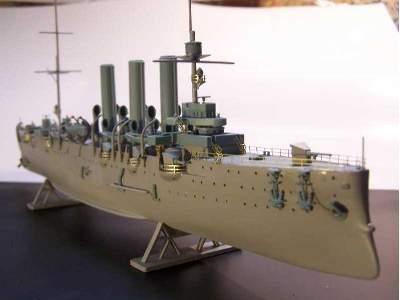 The cruiser Aurora with parts of resin and metal - image 6