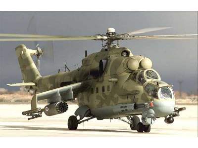 Mil Mi-24P Russian Aerospace Forces attack helicopter - image 2