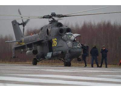 Mil Mi-24P Russian Aerospace Forces attack helicopter - image 3