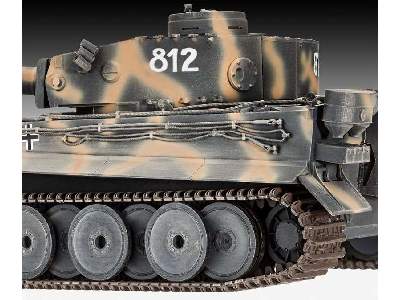 Tiger I Ausf.E 75th Anniversary - Gift Set - image 9
