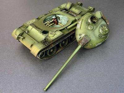 T-54-3 Soviet Medium Tank model 1951 - Interior kit - image 2