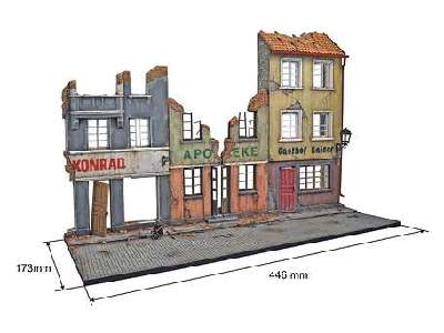 Diorama - German Street - image 2