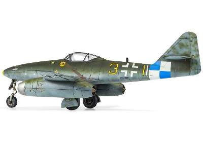Messerschmitt Me262A-1A Schwalbe - image 3