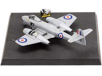 Gloster Meteor F8 - Korean War - image 3