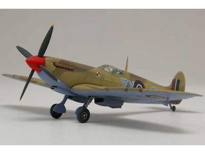 Supermarine Spitfire MKIXc - image 2