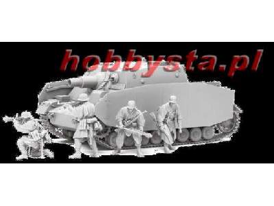 Sd.Kfz. 166 Late Production Brummbar + figures German Grenadiers - image 3