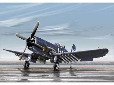 F 4 U 4B Corsair - image 1