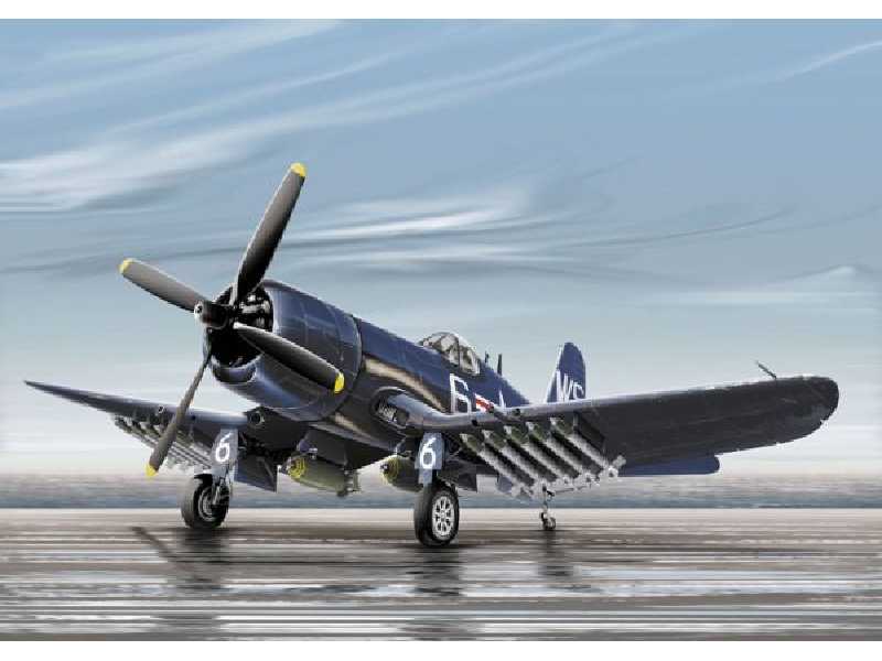 F 4 U 4B Corsair - image 1