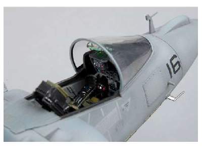 AV-8B Night Attack Harrier II - image 2