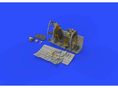 Spitfire Mk. IXc cockpit 1/32 - Revell - image 3