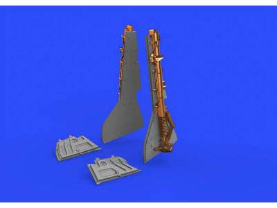 Fw 190A-3/ A-4 undercarriage legs BRONZE 1/48 - Eduard - image 1