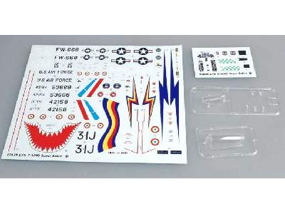 F-100D Super Sabre figther - image 2