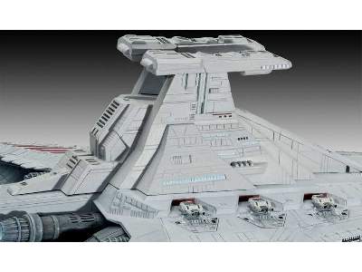 Republic Star Destroyer - image 4