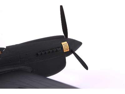 P-40N 1/72 - Special Hobby - image 10