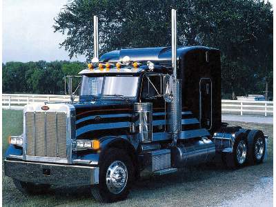 Peterbilt 378 "Long Hauler" truck - image 1