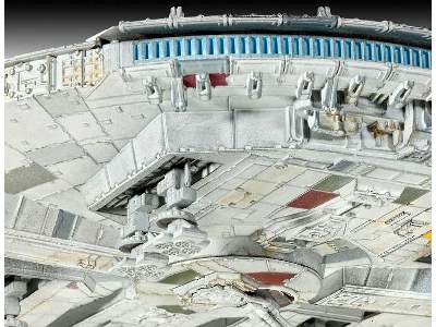 Millennium Falcon - image 5