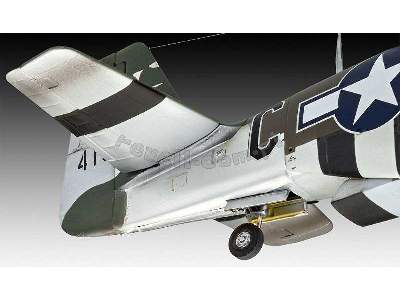 P-51D-5NA Mustang - image 4