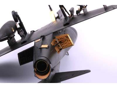 A-4E airbrakes 1/48 - Hobby Boss - image 2