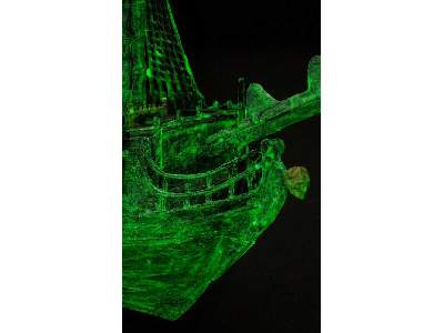 Ghost Ship - image 11