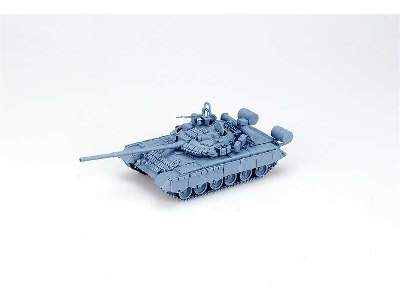 T-80BV Main Battle Tank - image 3