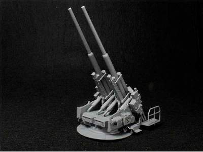 German WWII 128mm FlAK 40 Zwilling - image 3