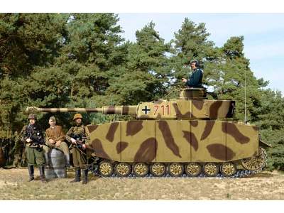 Pz.Kpfw Iv In Color - Waldemar Trojca - image 4