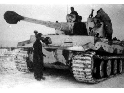 Panzerkampfgruppe Strachwitz - Tygrysy 2./S. Pz. Abt. 502 W Bitw - image 12