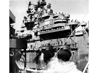 Essex Class Carriers In WW Ii - Technical And Operational Histor - image 7