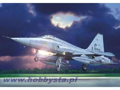 F-5 A Freedom Fighter - image 1