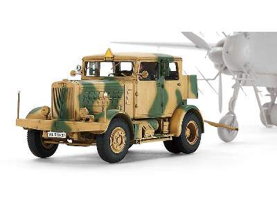 German Heavy Tractor SS-100 - image 1