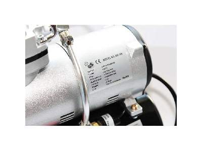 AA-207 Silent compressor with 3l tank - image 5