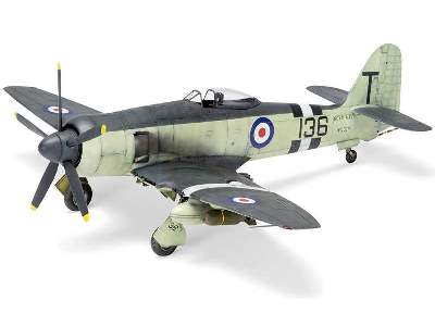 Hawker Sea Fury FB.II - image 2