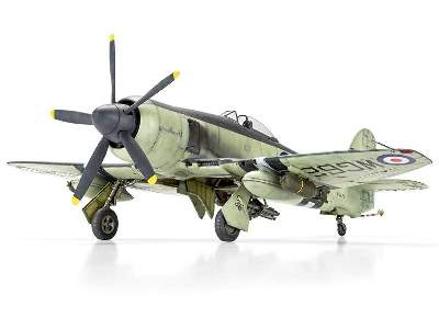 Hawker Sea Fury FB.II - image 4