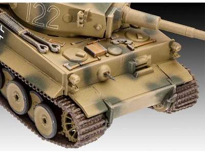 PzKpfw VI Ausf. H TIGER - image 11