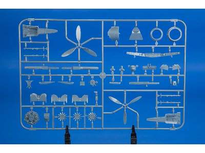 Fw 190A-5 light fighter 1/48 - image 9